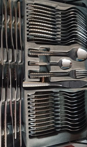 Besteckkasten in Schloss Alukoffer komplett neu 