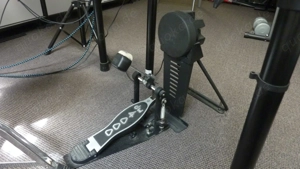 Roland Drumset TD4 inkl. Verstärker Bild 3