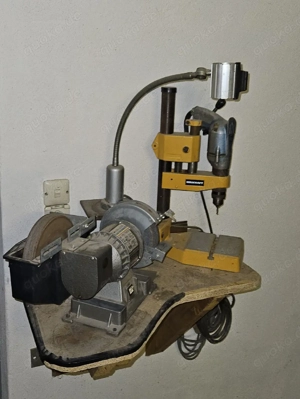 Werkbank und viele Werkzeuge 