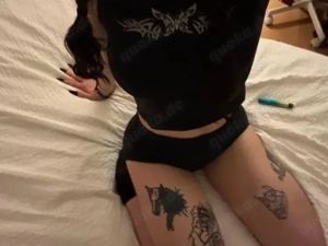 Versaute Lena 18   Bilder & Video Käufer