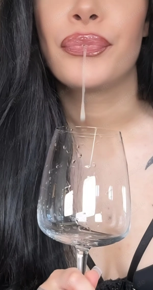 Welche Sie demütgt ihn