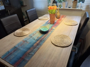 Mediterraner Esstisch, Pinie