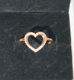 Pandora Ring "Erobertes Herz" in Größe 54 , Gold 585. Neuwertiger Zustand.