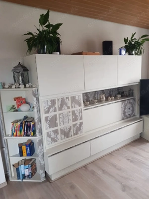 alter Wohnzimmerschrank  Bild 5
