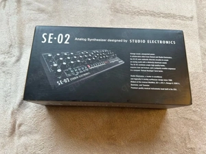 Roland SE-02   kompakter analoger Monosynth Bild 3