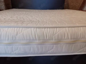 Bett mit neuer Matratze 160 200 zu verkaufen