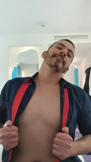 Hot Guy,..............