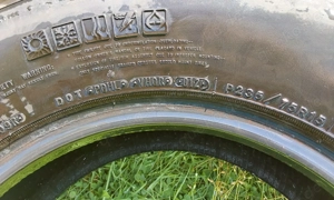 4x Goodyear Sommerreifen P235 TSK1   Weißwandreifen Bild 7