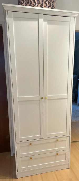 Weißer Schrank zu verkaufen