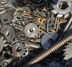 Einkauf von Hartmetall. 63 Euro pro Kilo.