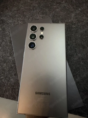Samsung Galaxy S24 Ultra 256GB neue smart phone mit Verpakung  + Akkukapazität : 100% + garantie