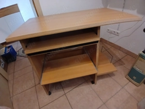 Schreibtisch zu Verkaufen