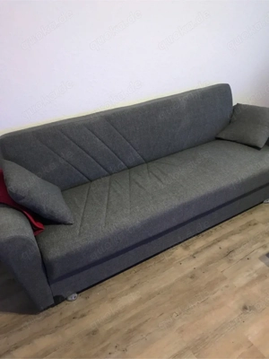 Graue Schlafcouch!