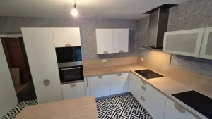 Ich verkaufe diese Einbauküche von IXINA in weiß