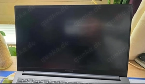 ISamsung Galaxy Book 4 in der Farbe Gray Bild 2