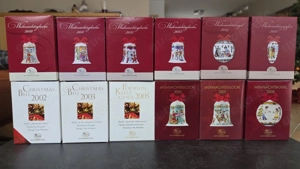 12 Weihnachtsglocken und -kugeln aus Porzellan, Hutschenreuther