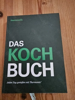 Verkaufe meinen Thermomix TM5 ohne Mängel und in sehr gutem Zustand an Selbstabholer!!! Ist wie NEU Bild 2
