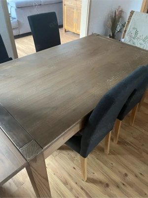 Esszimmertisch  Bild 2