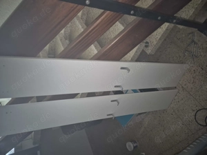 Garderrobe zu verschenken