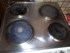 Verkaufe ein Backofen  mit Kochplatte Bild 3