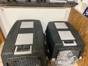 2 Hunde Transport Boxen Bild 2