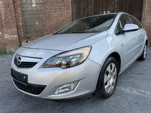 Opel Astra 1.3 CDTi Design Edition * HU/AU * Garantie