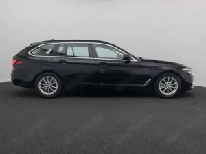 BMW 530 Alarm 4xKlima DAB Kamera Panorama Sportsitz Bild 5