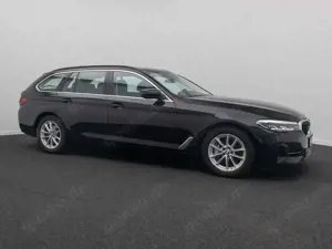BMW 530 Alarm 4xKlima DAB Kamera Panorama Sportsitz Bild 4