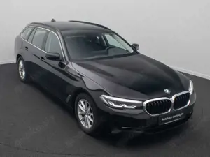 BMW 530 Alarm 4xKlima DAB Kamera Panorama Sportsitz Bild 3