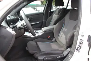 BMW 330 i xDrive Touring ACC*WIDESCREEN*LED M Sport