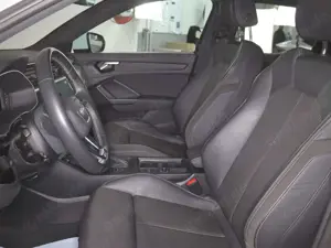 Audi Q3 S-line 35TFSI S-Tronic 368,-ohne Anzahlung AHK Bild 3