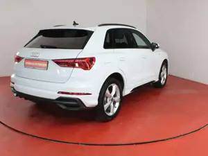 Audi Q3 S-line 35TFSI S-Tronic 368,-ohne Anzahlung AHK Bild 2