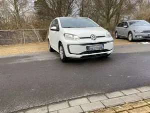 Volkswagen up! ! 1.0*RÜCKFAHRKAMERA+TEMPOMAT+PDC+DAB+BT+NAVI-Vor Bild 5