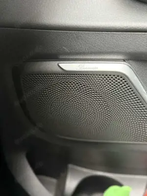Mercedes-Benz V 300 d lang 4Matic 9G-TRONIC Avantgarde Edition 19 Bild 3