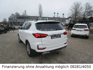 SsangYong Rexton 2.2 Sapphire 4WD*LED*360*AHK*Nappa*ACC* Bild 5