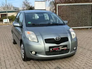 Toyota Yaris Sol 1.4D 1 Hand TÜV NEU 77.000km