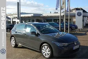Volkswagen Golf Life VIII Diesel ACC App Connect LED Sitzhe