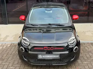 Fiat 500e Red 1-HAND/CAM/CarPlay/DAB+ Bild 3
