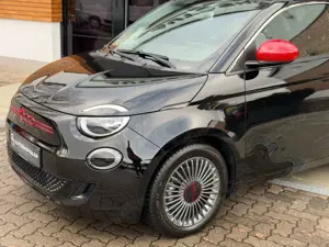 Fiat 500e Red 1-HAND/CAM/CarPlay/DAB+ Bild 5