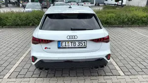 Audi S3 S3 TFSI Sportback quattro S tronic Bild 2