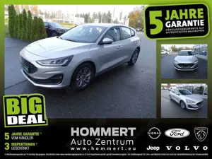 Ford Focus 1.0 EcoBoost Titanium LED+Navi+SHZ+2xKlima