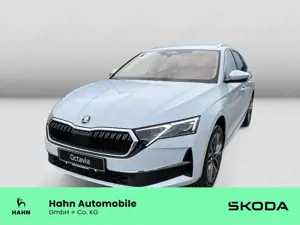 Skoda Octavia Combi Balance 1,5TSI DSG Matrix Navi AHK