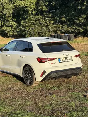 Audi S3 S3 TFSI Sportback quattro S tronic Bild 5
