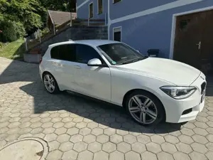 BMW 125 125 d TOP GEPFLEGT