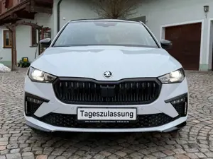 Skoda Scala 1.5 DSG Monte Carlo / Matrix / Pano / AHK Bild 2