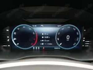 Skoda Karoq Tour VIRT SHZ LED CARPLAY PDC PORT NAVI Bild 5