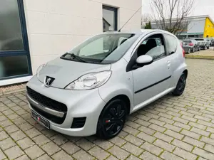 Peugeot 107 107  3-Türer / Tüv+Service+Garantie*