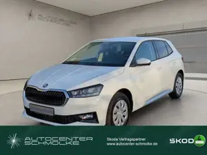 Skoda Fabia Fabia 1.0 MPI *ESSENCE*SHZ*PDC*  Klima/LED/BC/R-CD