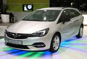 Opel Astra Sports Tourer *1H*NAVI*KAMERA*TEMPOMAT*SHZ