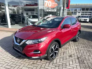 Nissan Qashqai 1.3 DiG-T Zama Pano/AHK/Automatik